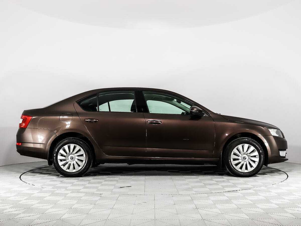 Skoda Octavia с пробегом — 2016 год. Фото: #3
