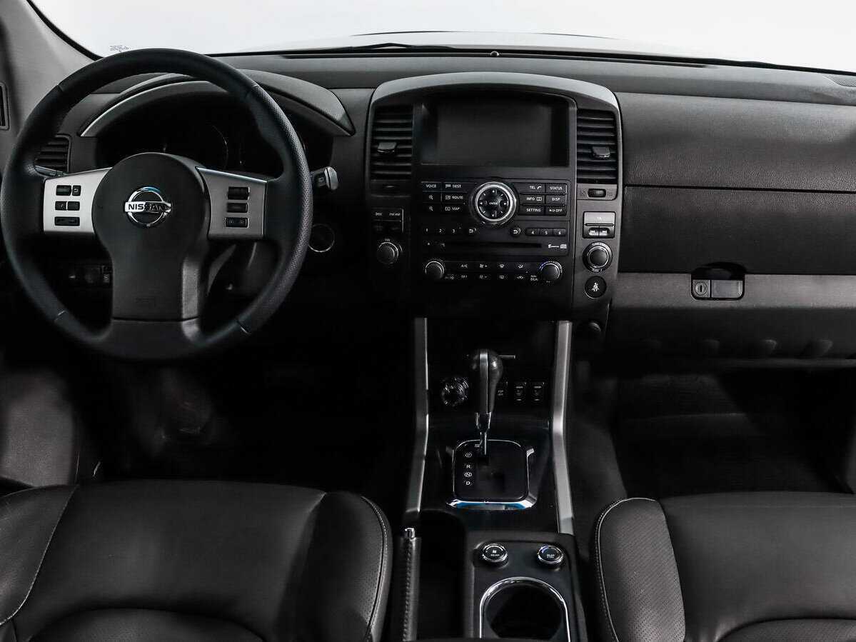 Nissan Pathfinder с пробегом — 2012 год. Фото: #14