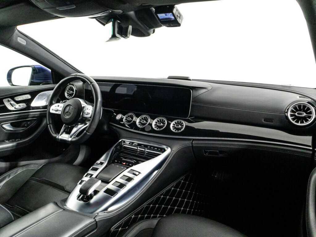 Mercedes-Benz AMG GT с пробегом — 2021 год. Фото: #8