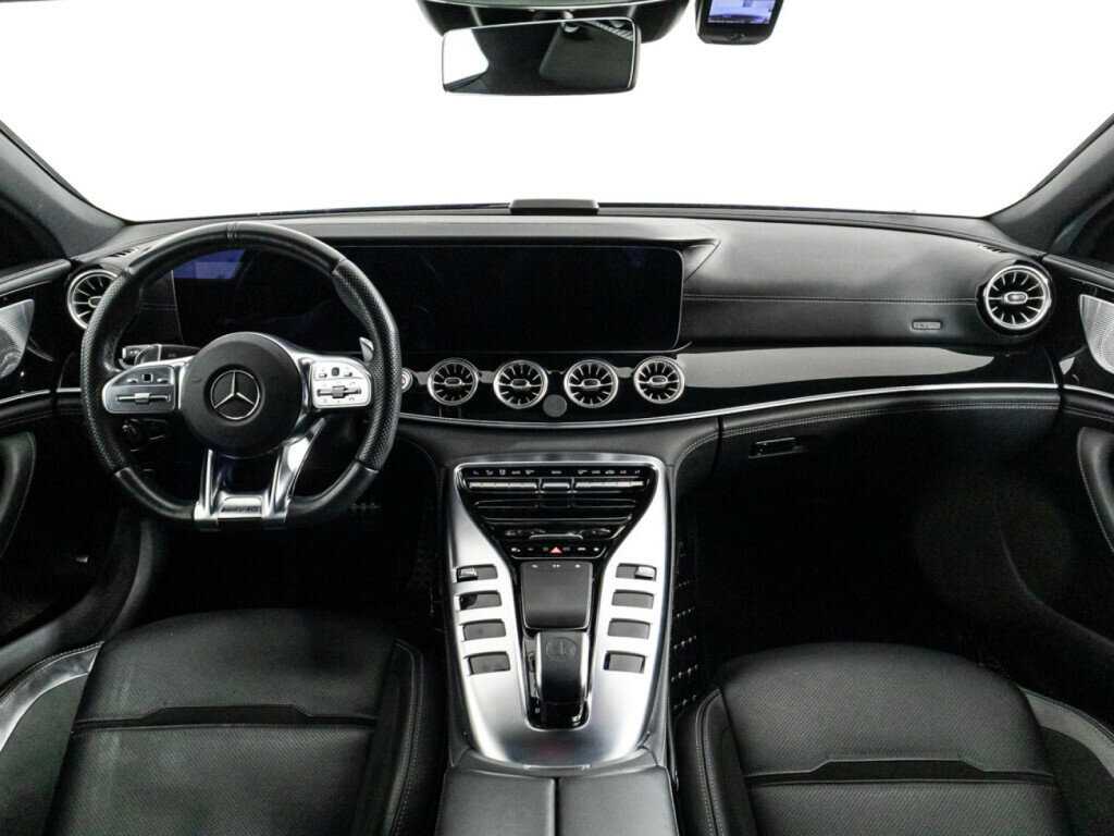 Mercedes-Benz AMG GT с пробегом — 2021 год. Фото: #12