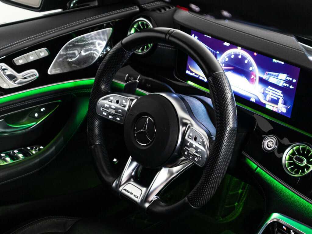 Mercedes-Benz AMG GT с пробегом — 2021 год. Фото: #24
