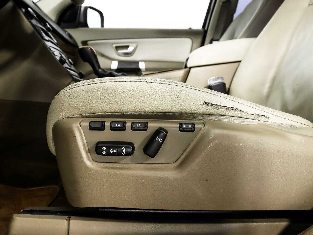 Volvo XC90 с пробегом — 2008 год. Фото: #9