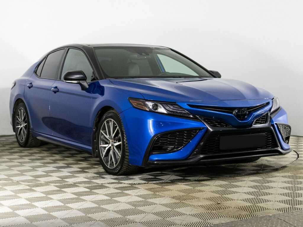 Toyota Camry с пробегом — 2020 год. Фото: #2
