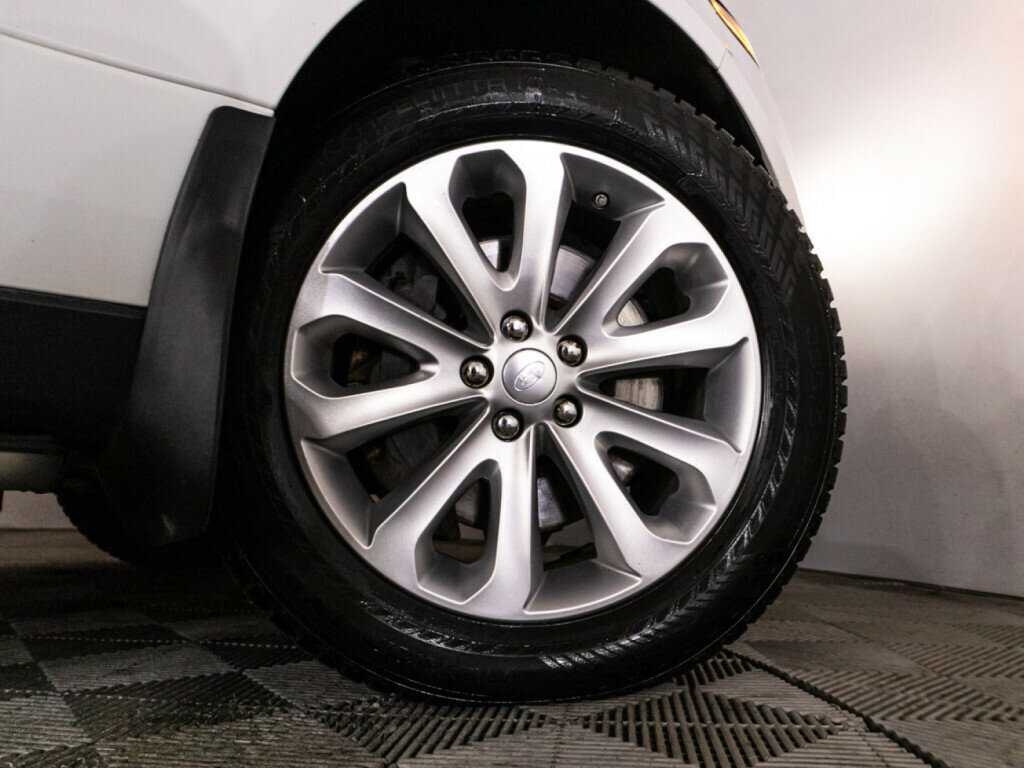 Land Rover Range Rover с пробегом — 2015 год. Фото: #30