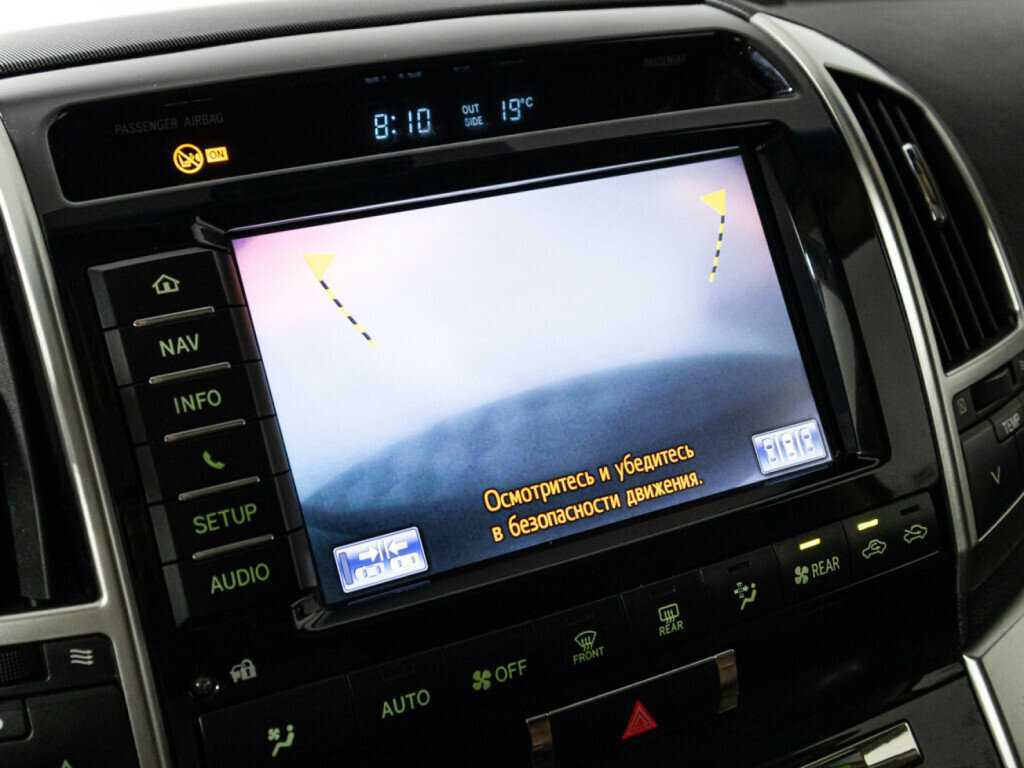 Toyota Land Cruiser с пробегом — 2014 год. Фото: #17