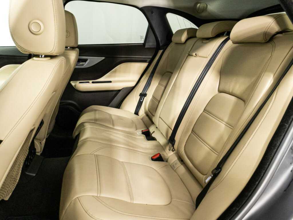 Jaguar F-Pace с пробегом — 2016 год. Фото: #7