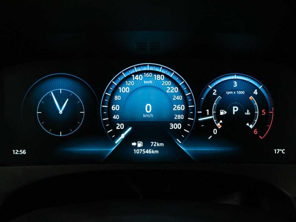 Jaguar F-Pace с пробегом — 2016 год. Фото: #9