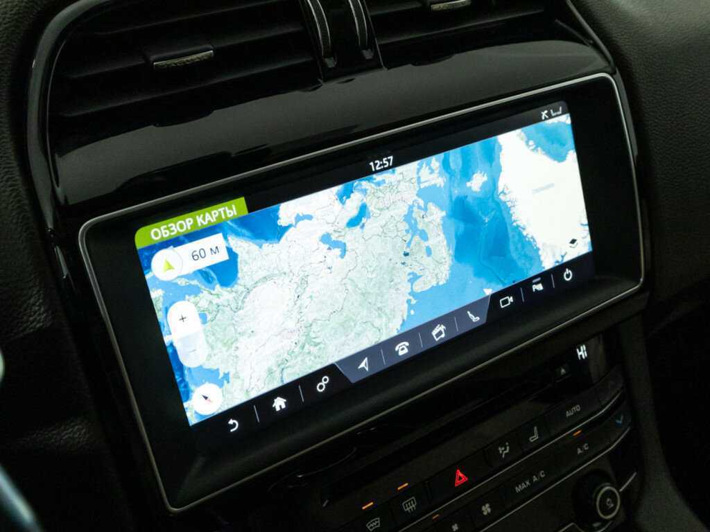 Jaguar F-Pace с пробегом — 2016 год. Фото: #18