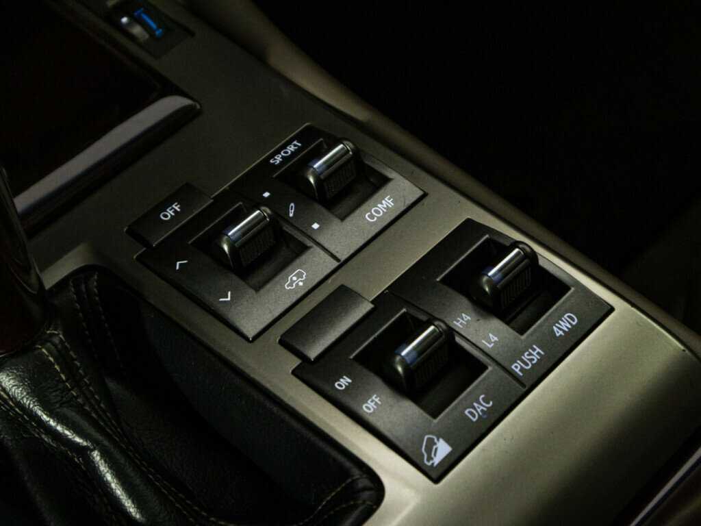 Lexus GX с пробегом — 2014 год. Фото: #18