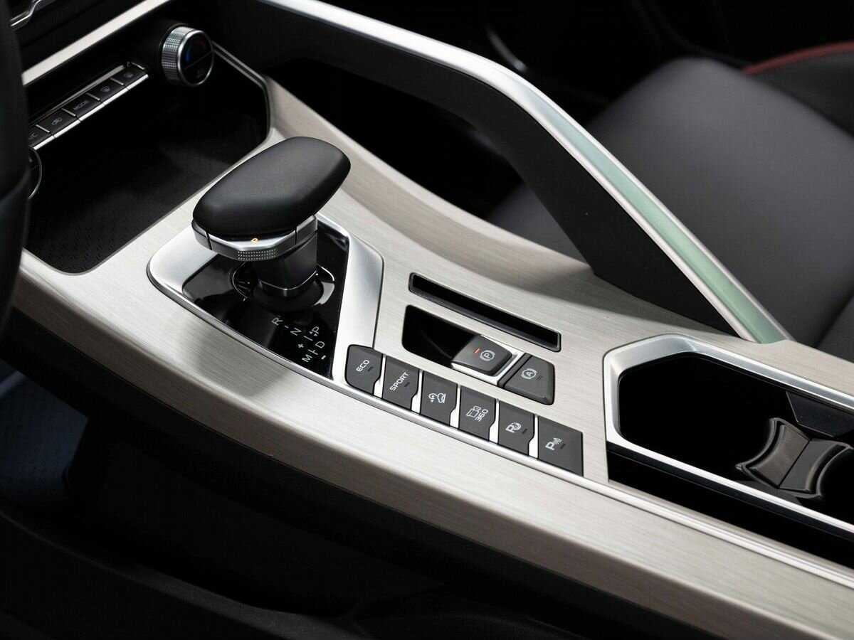 Geely Coolray с пробегом — 2023 год. Фото: #20