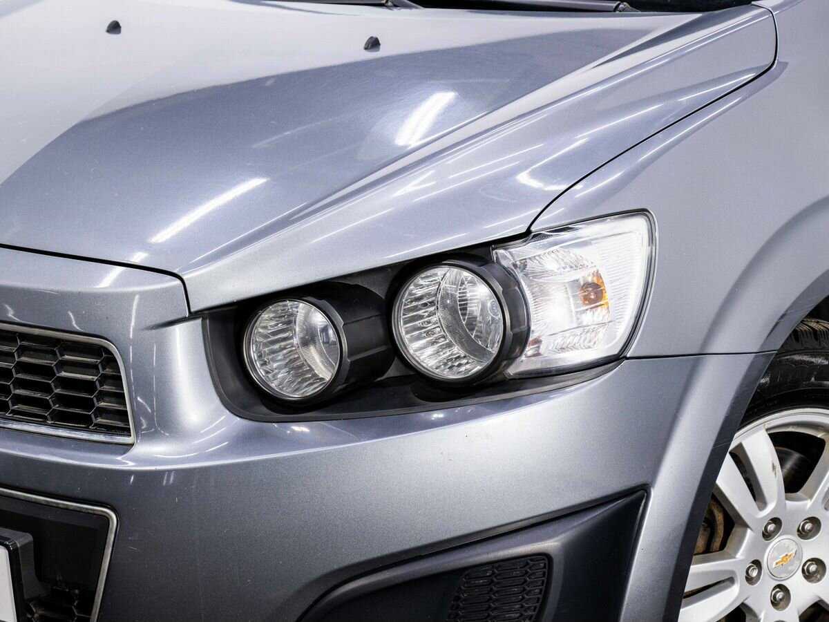 Chevrolet Aveo с пробегом — 2014 год. Фото: #6