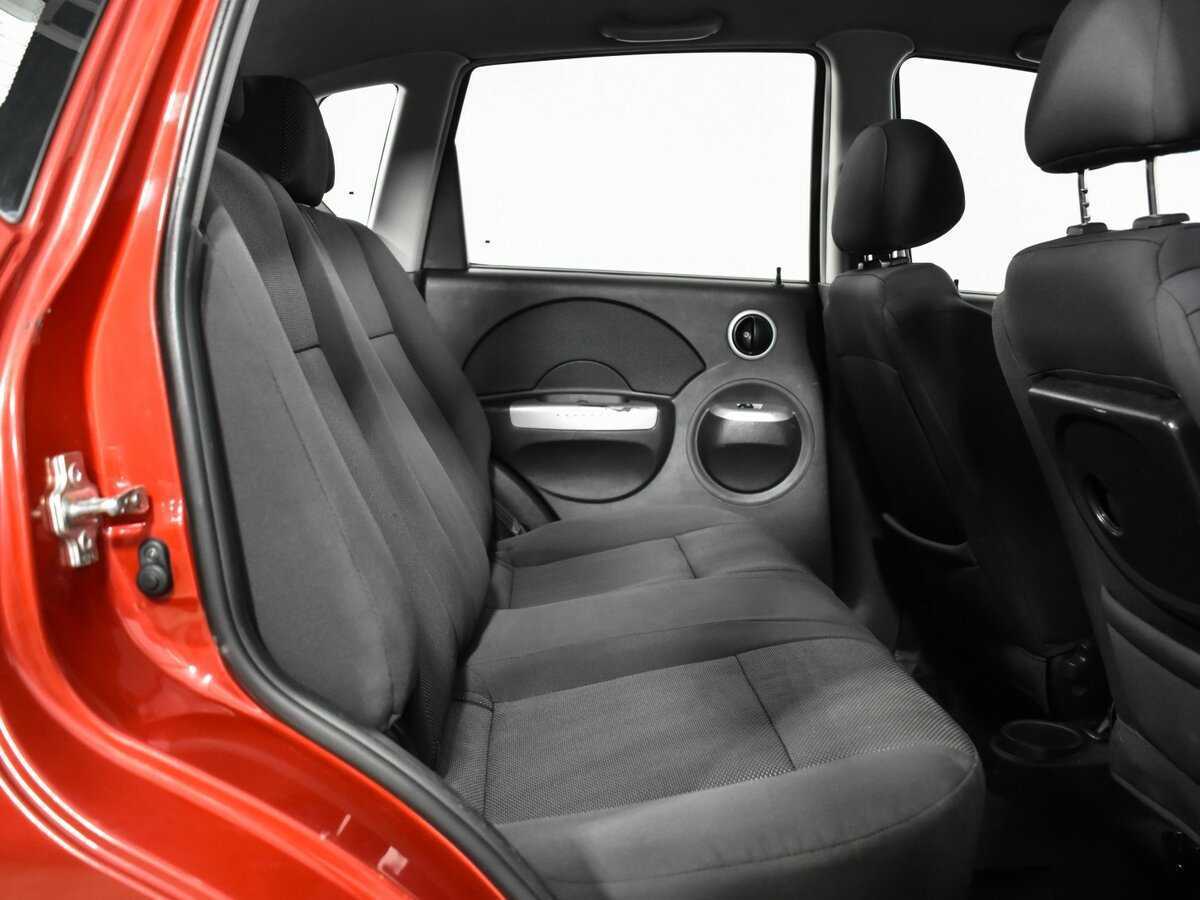 Chevrolet Aveo с пробегом — 2007 год. Фото: #9