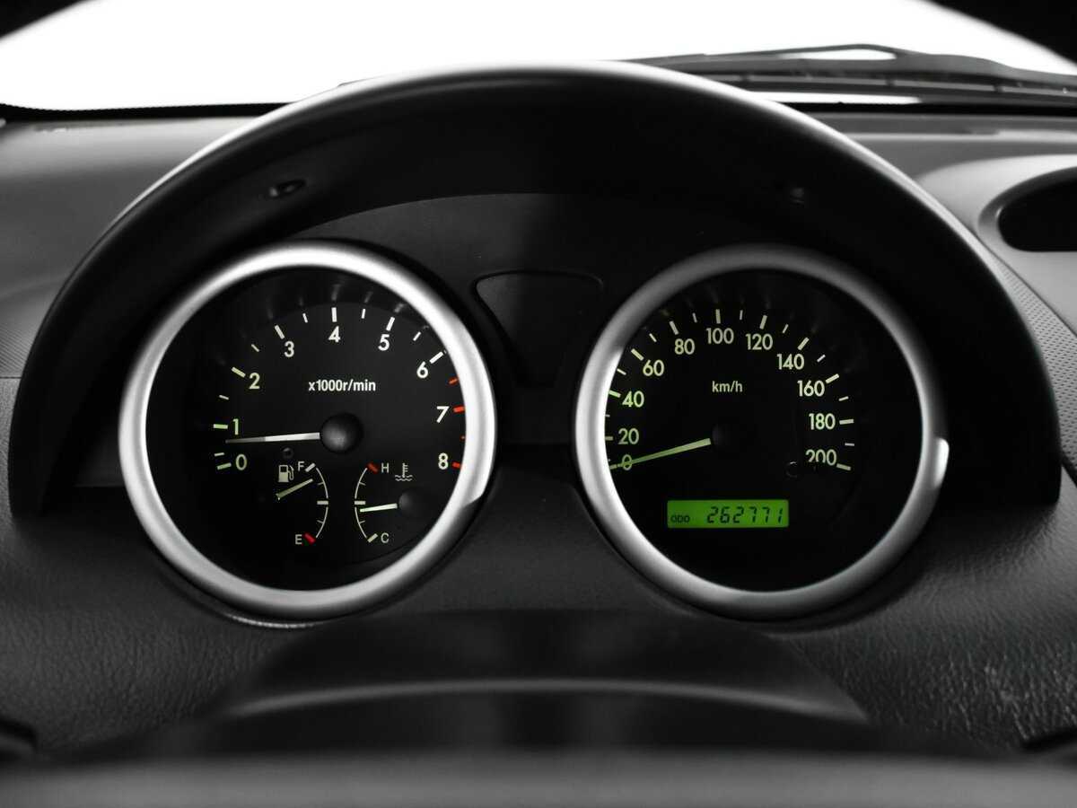 Chevrolet Aveo с пробегом — 2007 год. Фото: #10