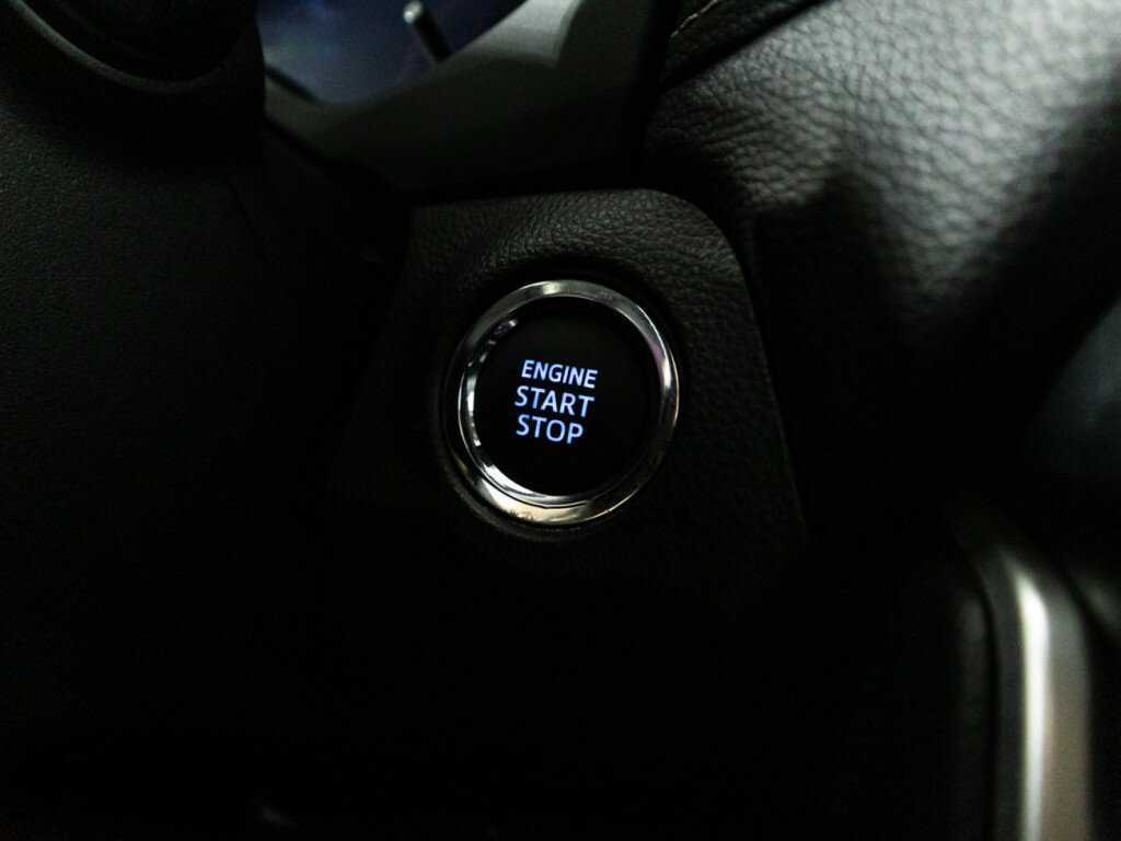 Toyota RAV4 с пробегом — 2022 год. Фото: #20