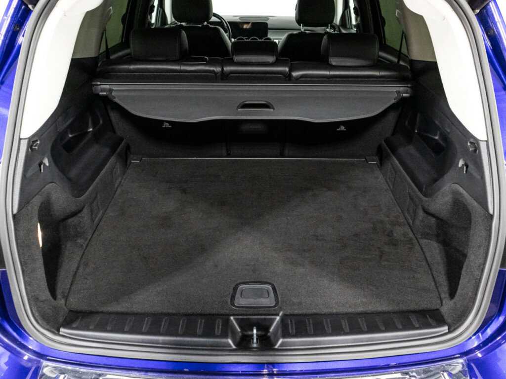 Mercedes-Benz GLB с пробегом — 2020 год. Фото: #14