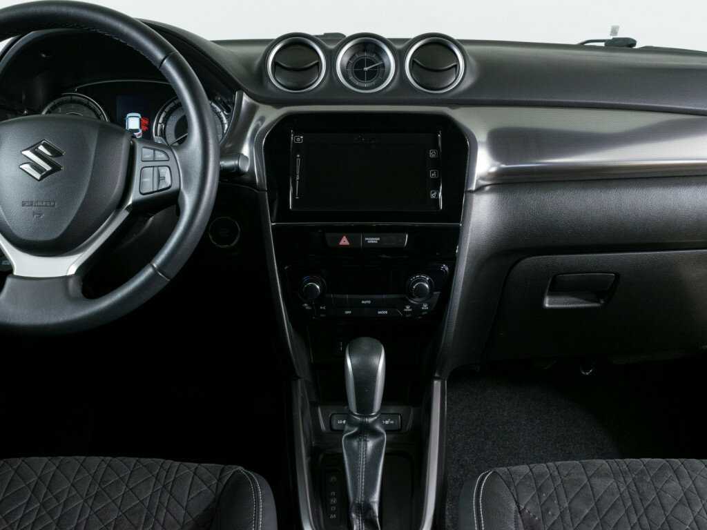 Suzuki Vitara с пробегом — 2019 год. Фото: #8