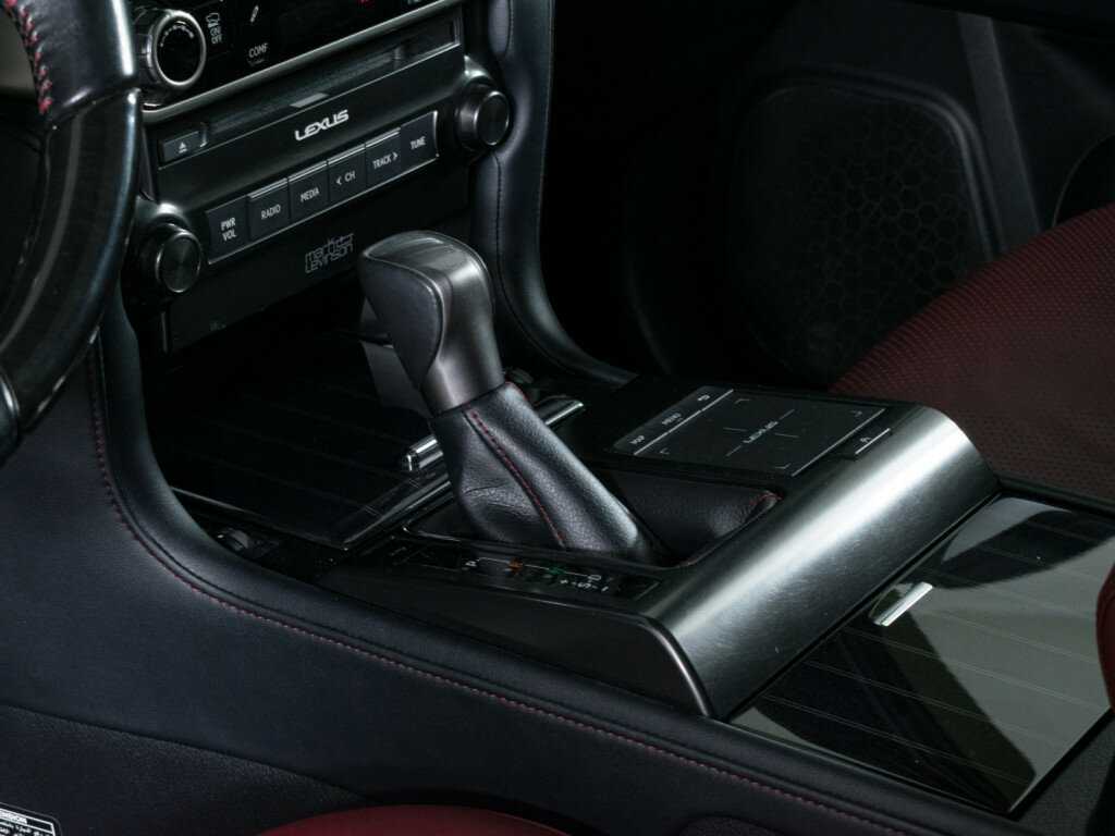 Lexus GX с пробегом — 2022 год. Фото: #16