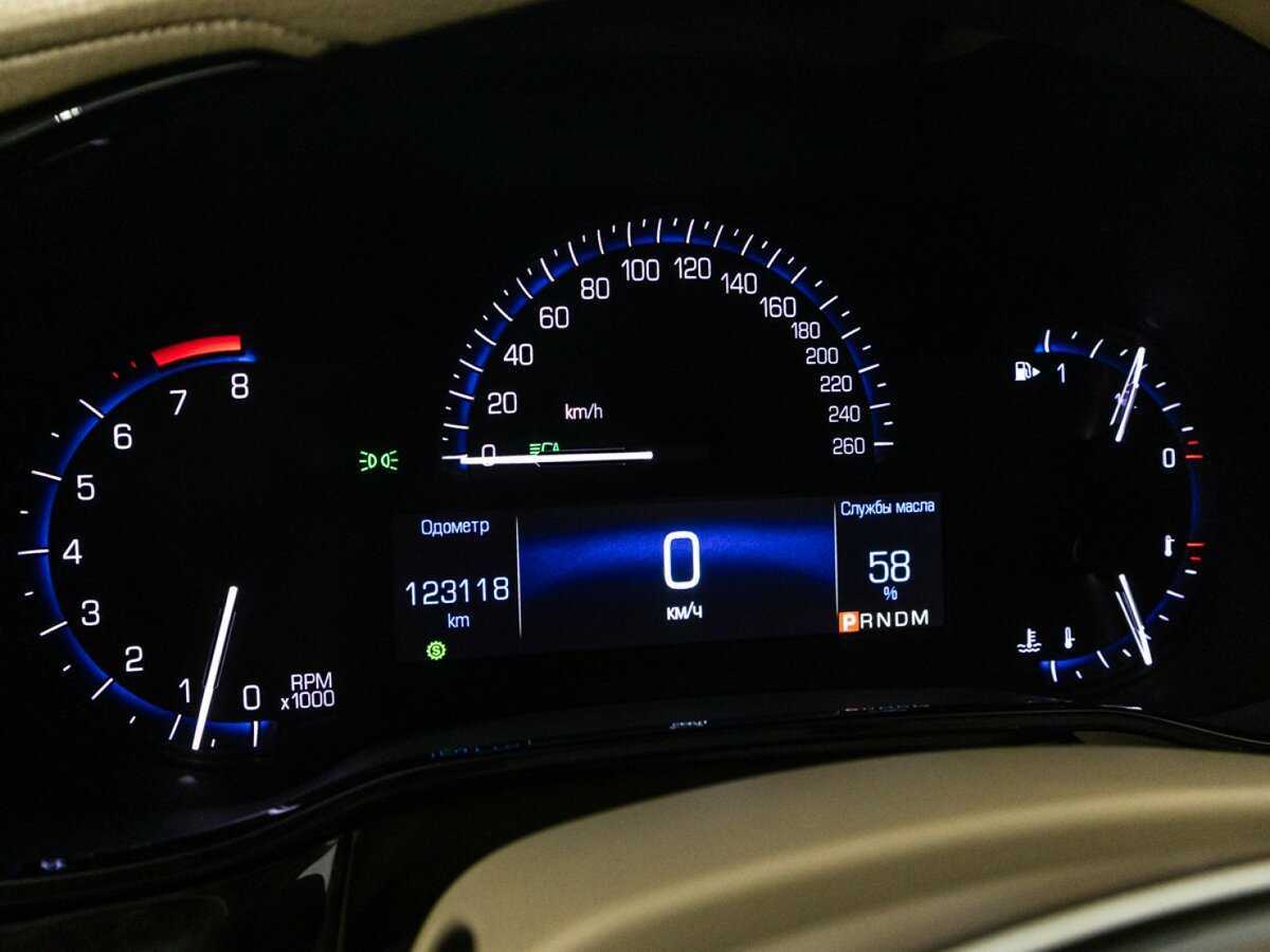 Cadillac CTS с пробегом — 2014 год. Фото: #11