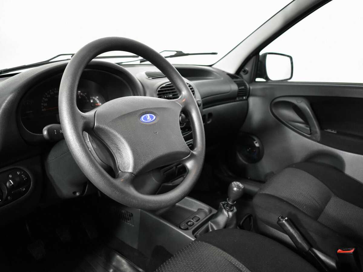 Lada (ВАЗ) Kalina с пробегом — 2012 год. Фото: #12