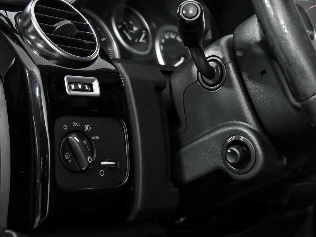 Land Rover Discovery с пробегом — 2008 год. Фото: #6