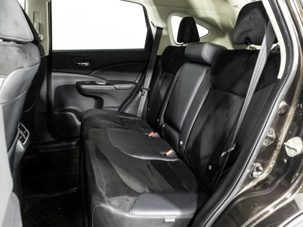 Honda CR-V с пробегом — 2016 год. Фото: #9