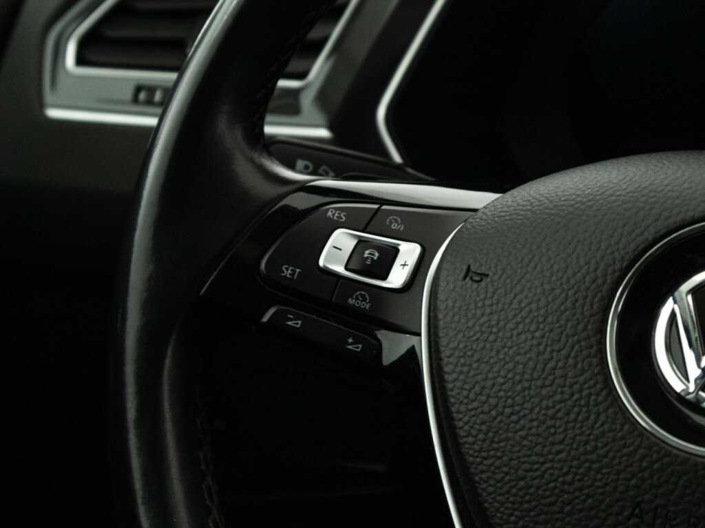 Volkswagen Tiguan с пробегом — 2018 год. Фото: #21