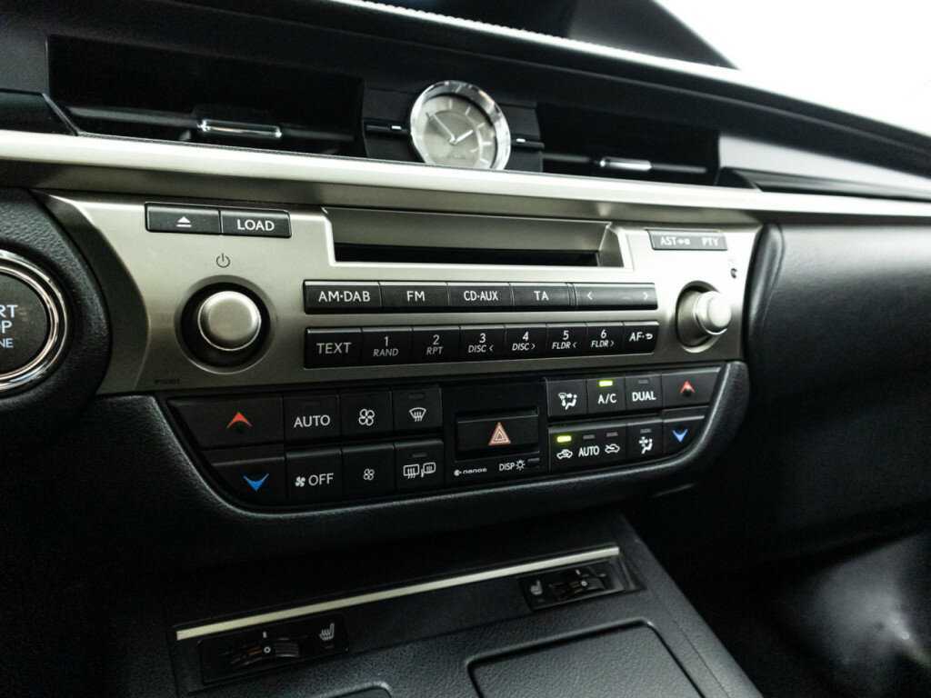 Lexus ES с пробегом — 2013 год. Фото: #16