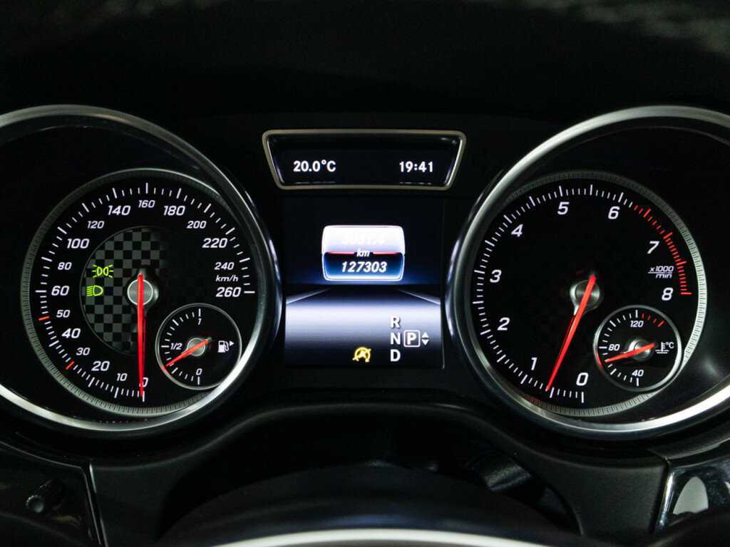 Mercedes-Benz GLE Coupe с пробегом — 2016 год. Фото: #11