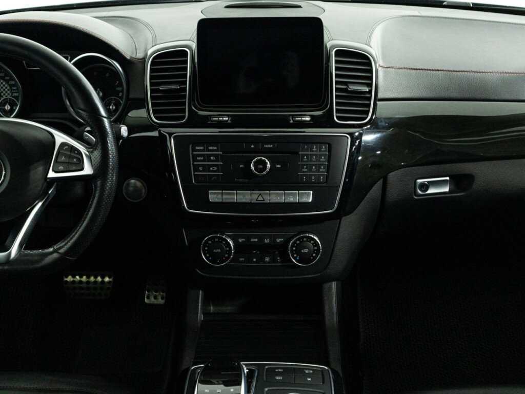 Mercedes-Benz GLE Coupe с пробегом — 2016 год. Фото: #13