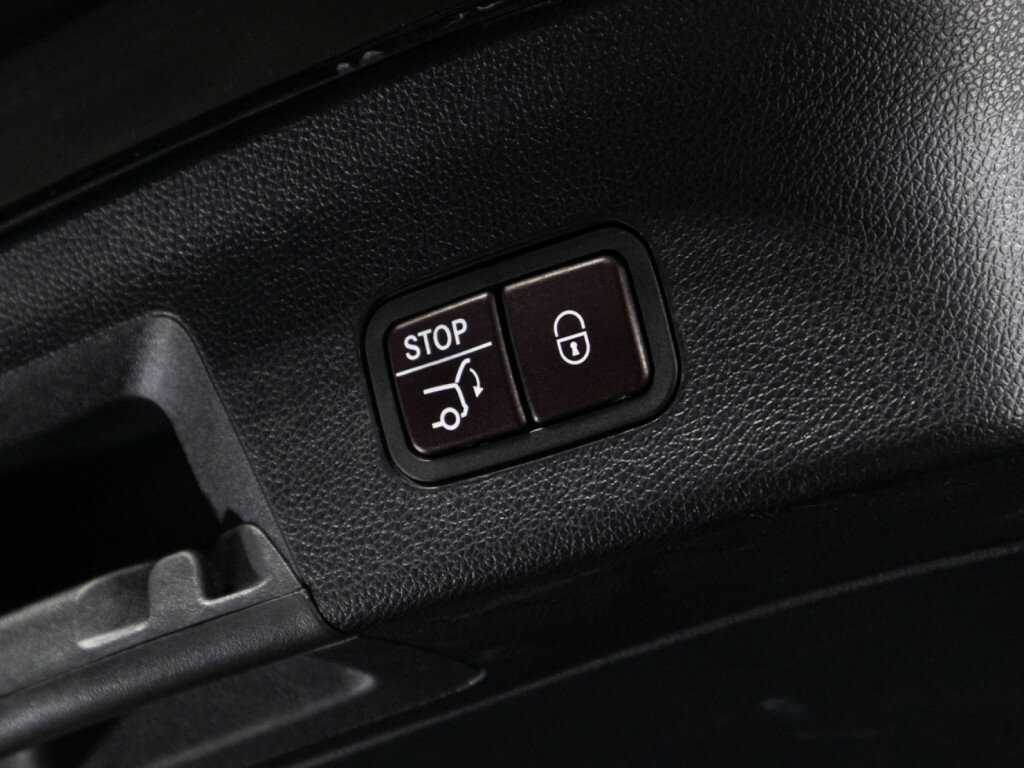 Mercedes-Benz GLE Coupe с пробегом — 2016 год. Фото: #14