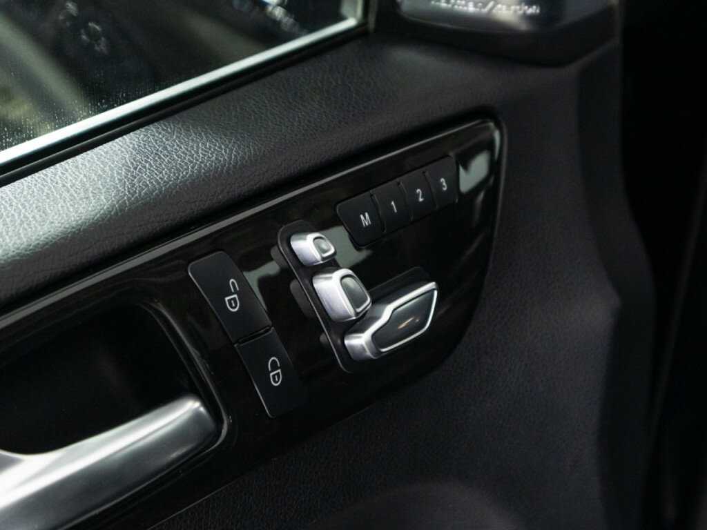 Mercedes-Benz GLE Coupe с пробегом — 2016 год. Фото: #15