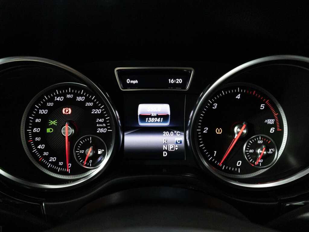 Mercedes-Benz GLE с пробегом — 2017 год. Фото: #11