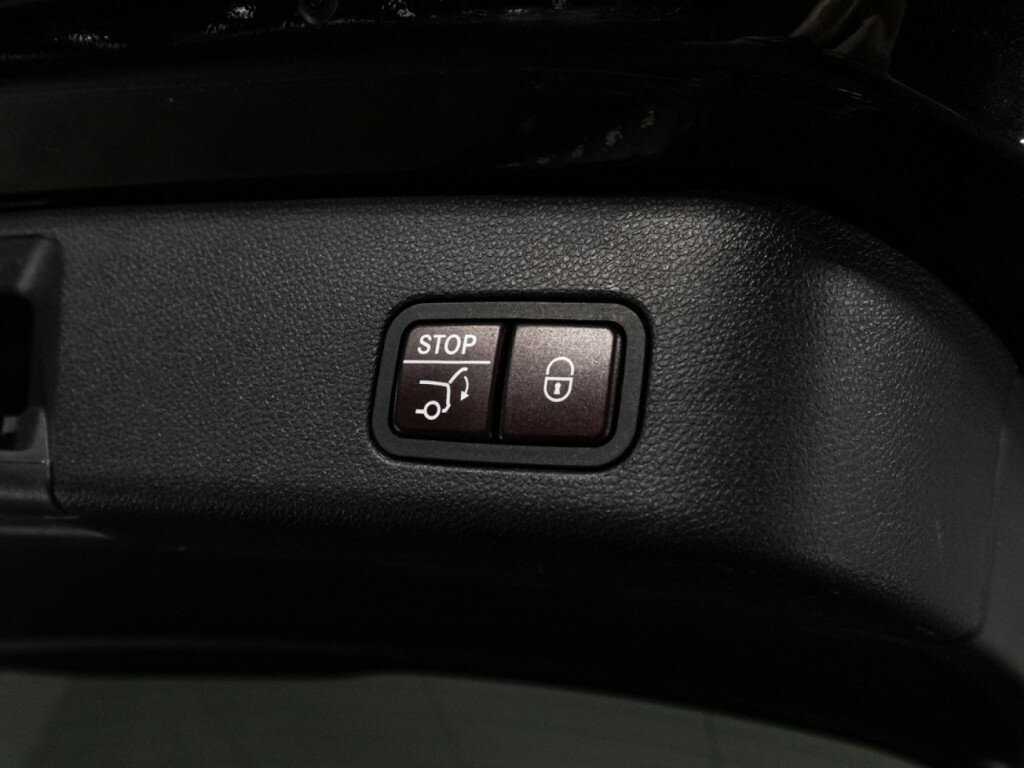 Mercedes-Benz GLE с пробегом — 2017 год. Фото: #14