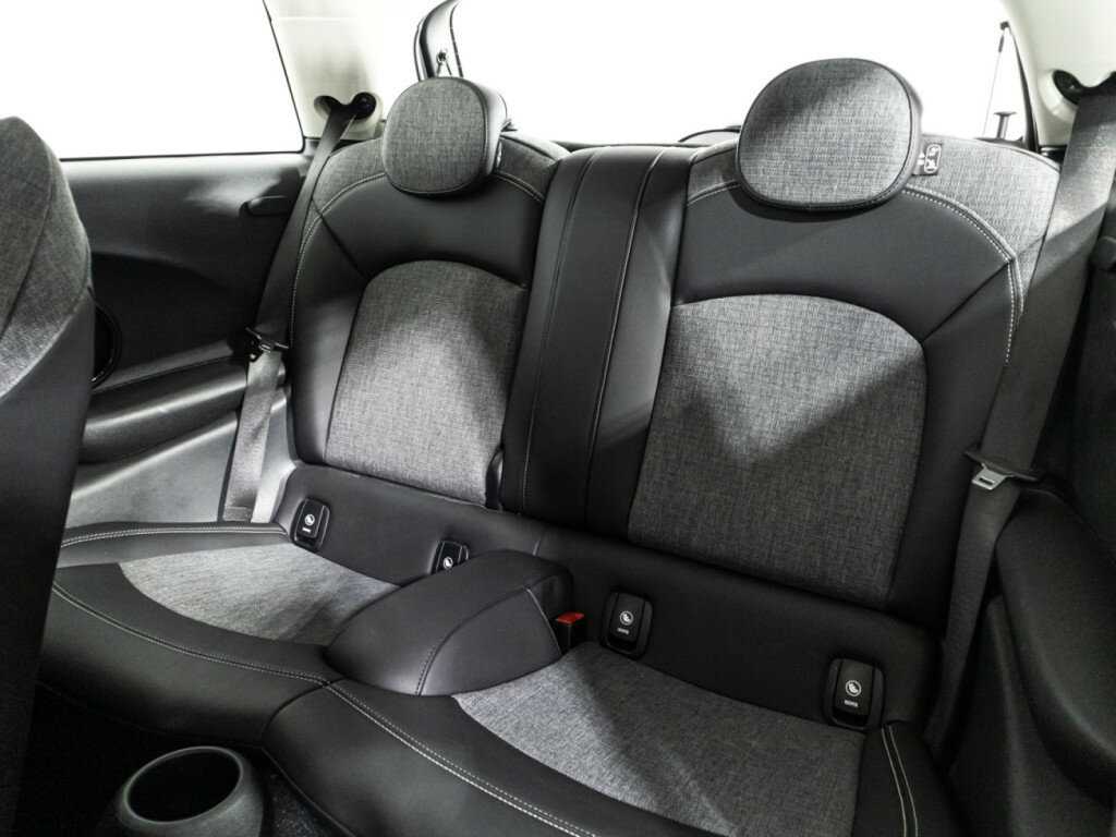 Mini Hatch с пробегом — 2020 год. Фото: #9