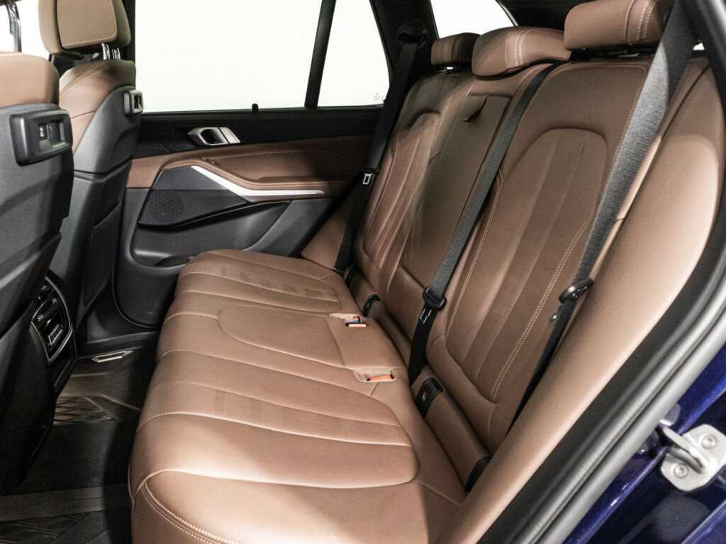 BMW X5 с пробегом — 2021 год. Фото: #9