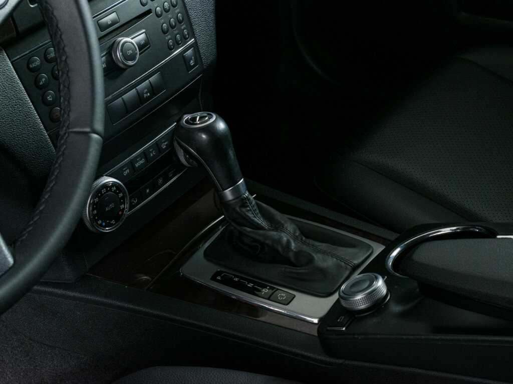 Mercedes-Benz GLK-Класс с пробегом — 2010 год. Фото: #13