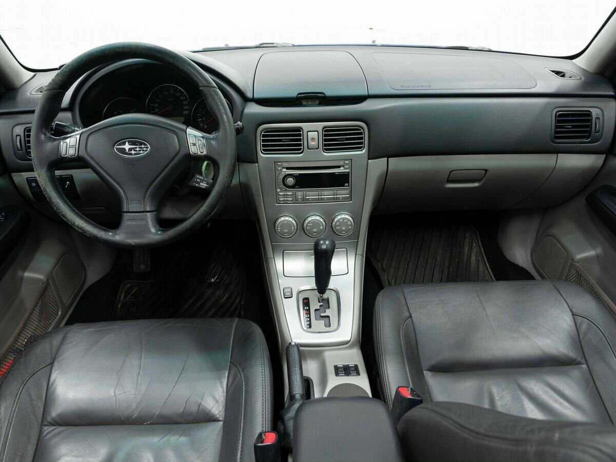 Subaru Forester с пробегом — 2006 год. Фото: #13