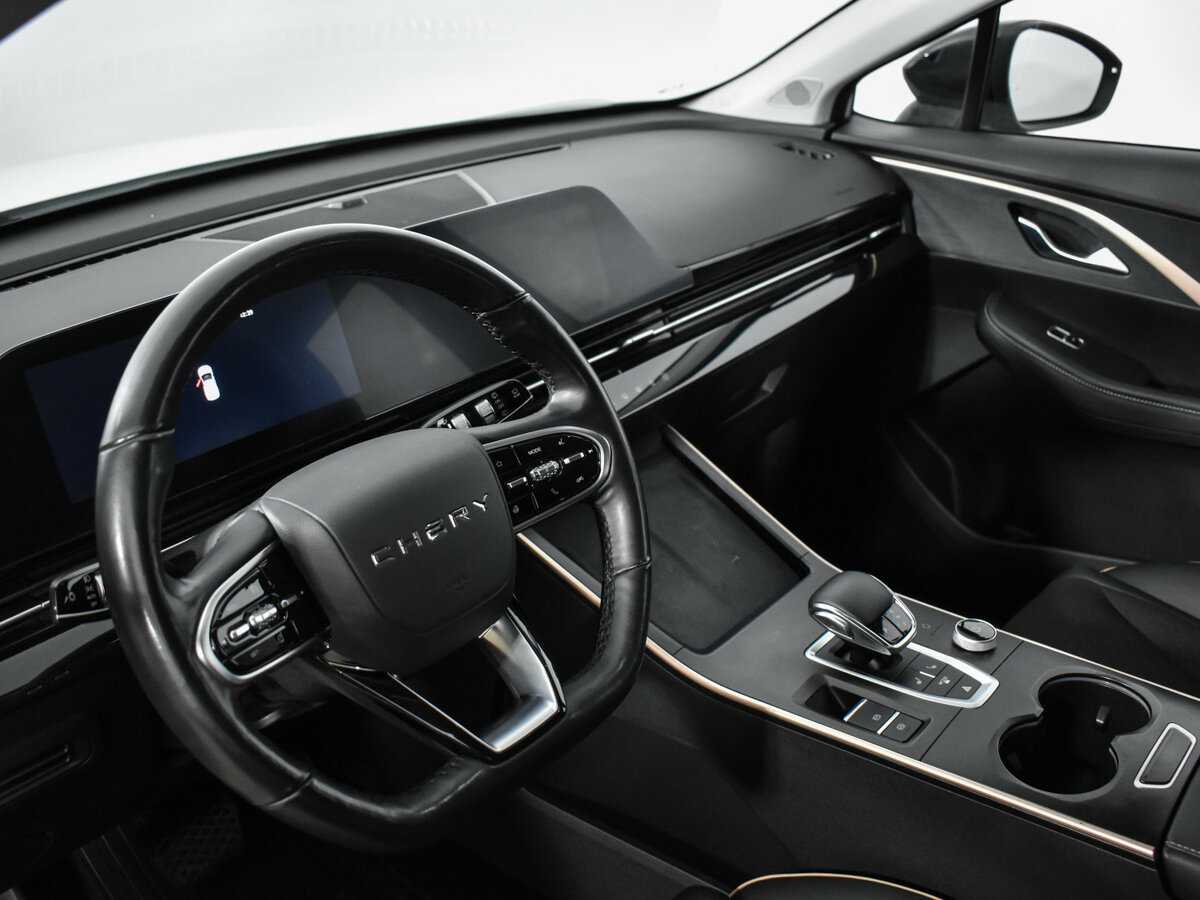 OMODA C5 с пробегом — 2022 год. Фото: #8