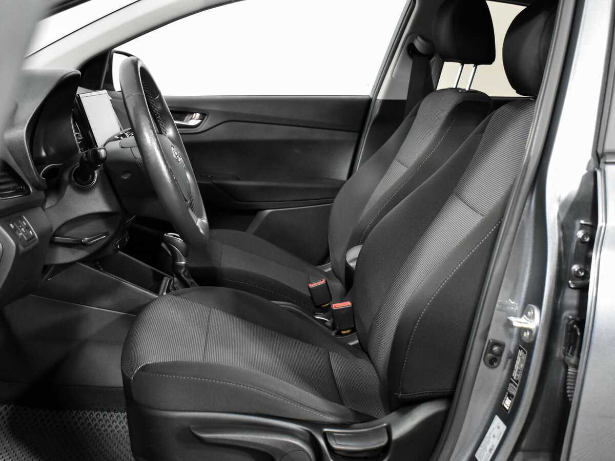 Hyundai Solaris с пробегом — 2020 год. Фото: #10