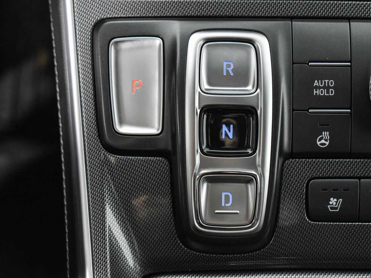 Hyundai Santa Fe с пробегом — 2021 год. Фото: #9