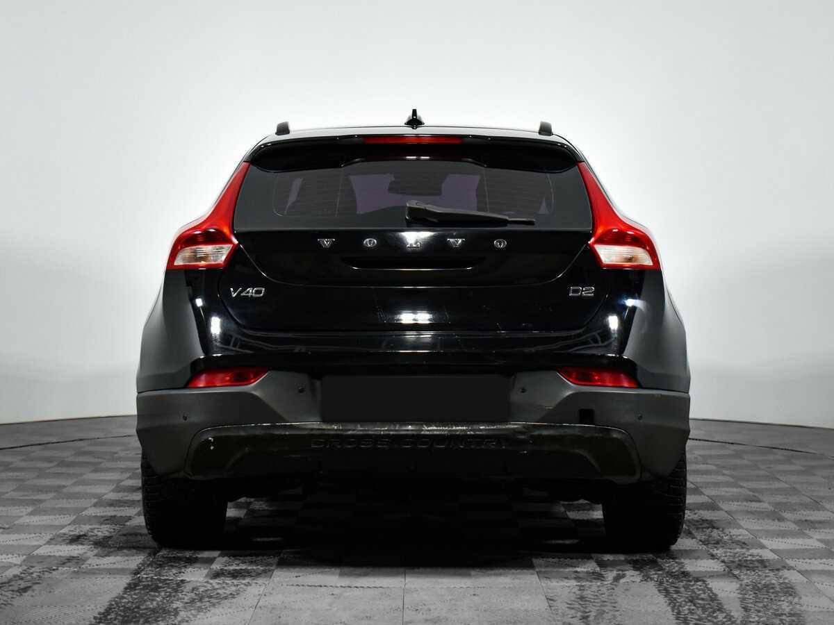 Volvo V40 с пробегом — 2014 год. Фото: #5