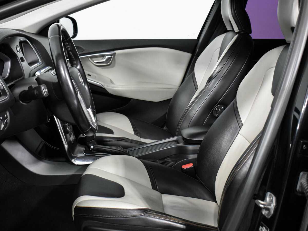 Volvo V40 с пробегом — 2014 год. Фото: #11