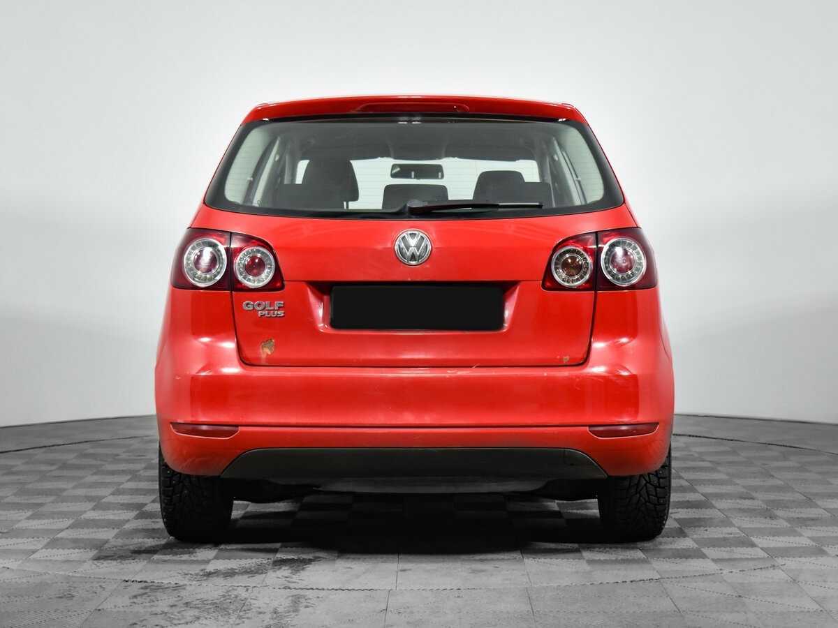 Volkswagen Golf Plus с пробегом — 2011 год. Фото: #5