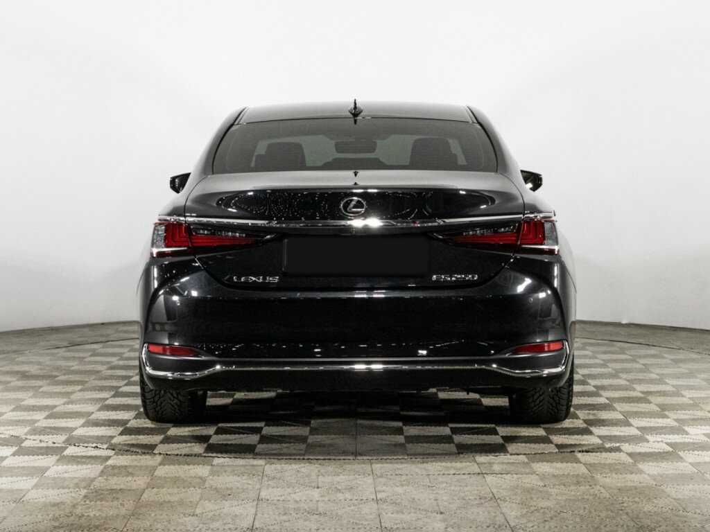 Lexus ES с пробегом — 2021 год. Фото: #5