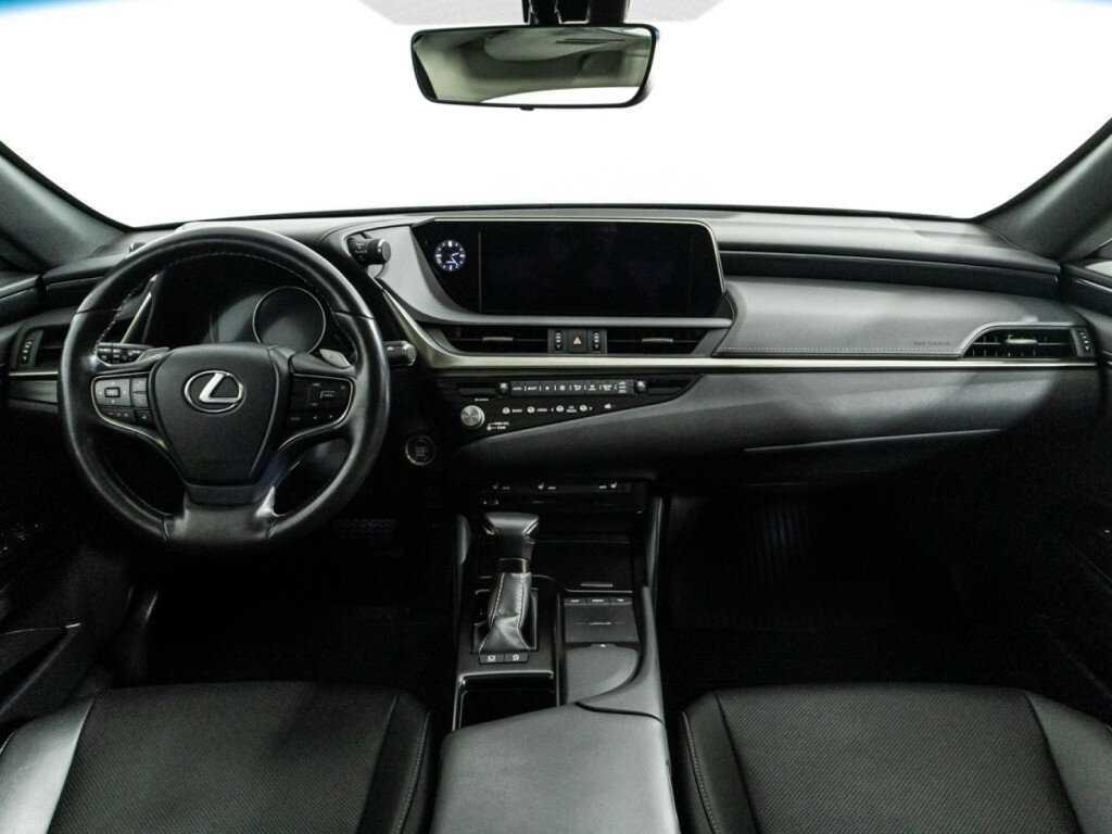 Lexus ES с пробегом — 2021 год. Фото: #12