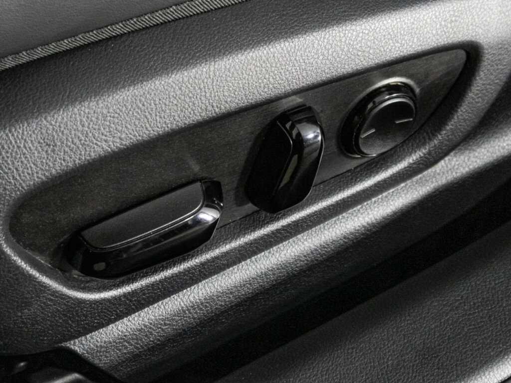 Lexus ES с пробегом — 2021 год. Фото: #19