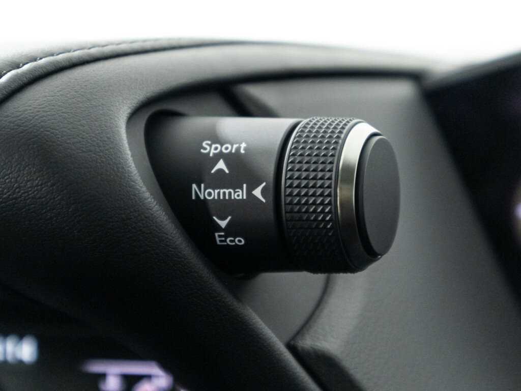 Lexus ES с пробегом — 2021 год. Фото: #23