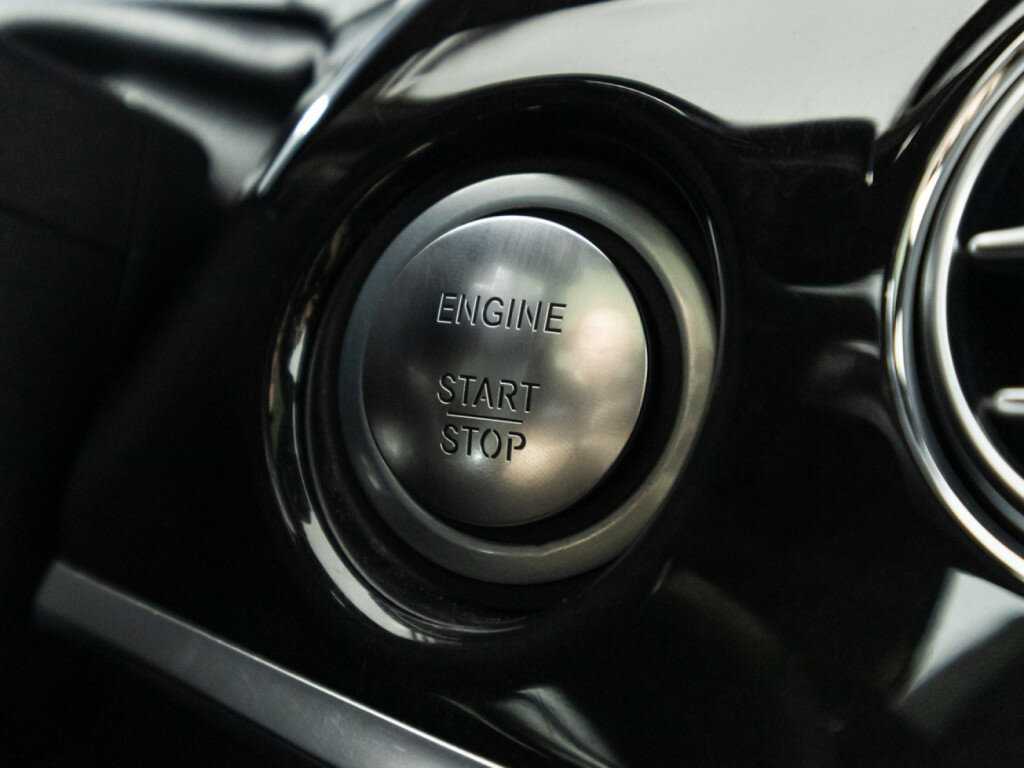 Mercedes-Benz S-Класс с пробегом — 2015 год. Фото: #16