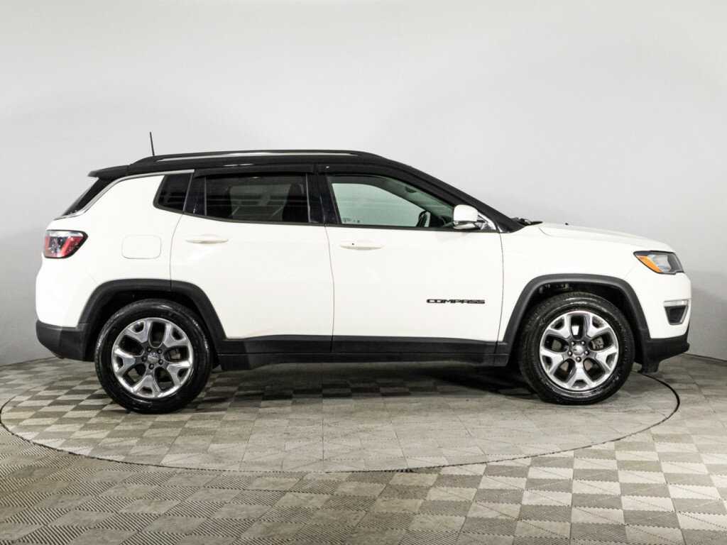 Jeep Compass с пробегом — 2019 год. Фото: #3
