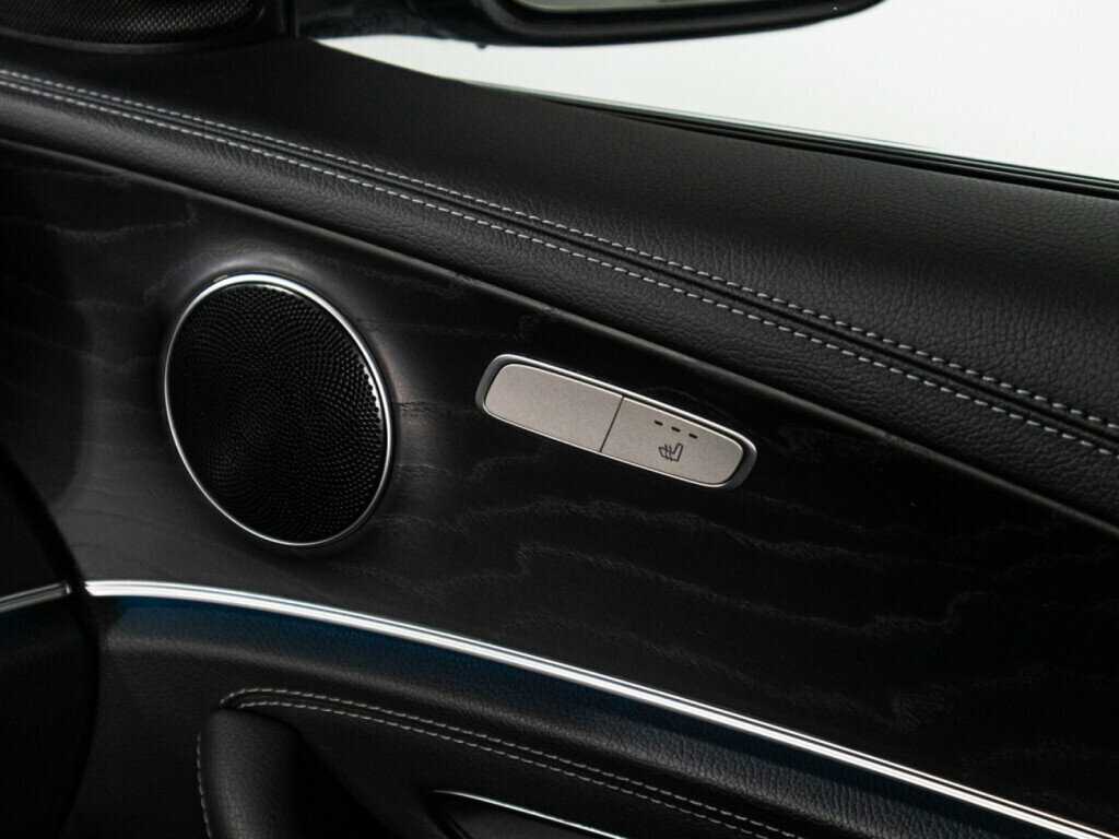 Mercedes-Benz E-Класс с пробегом — 2019 год. Фото: #16